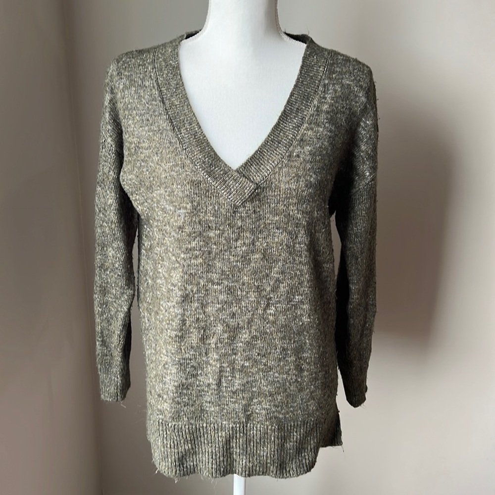 Ricki’s V-Neck Sweater